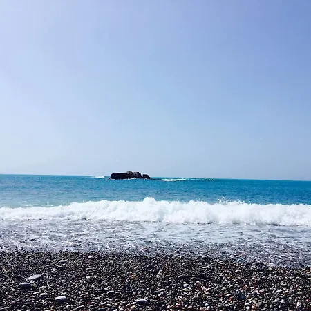 Kabanari Bay ホテル キオタリ